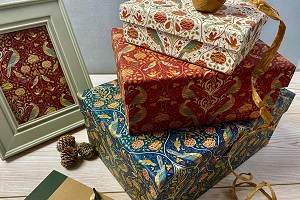 VIDEO - Christmas Wrap and Bags